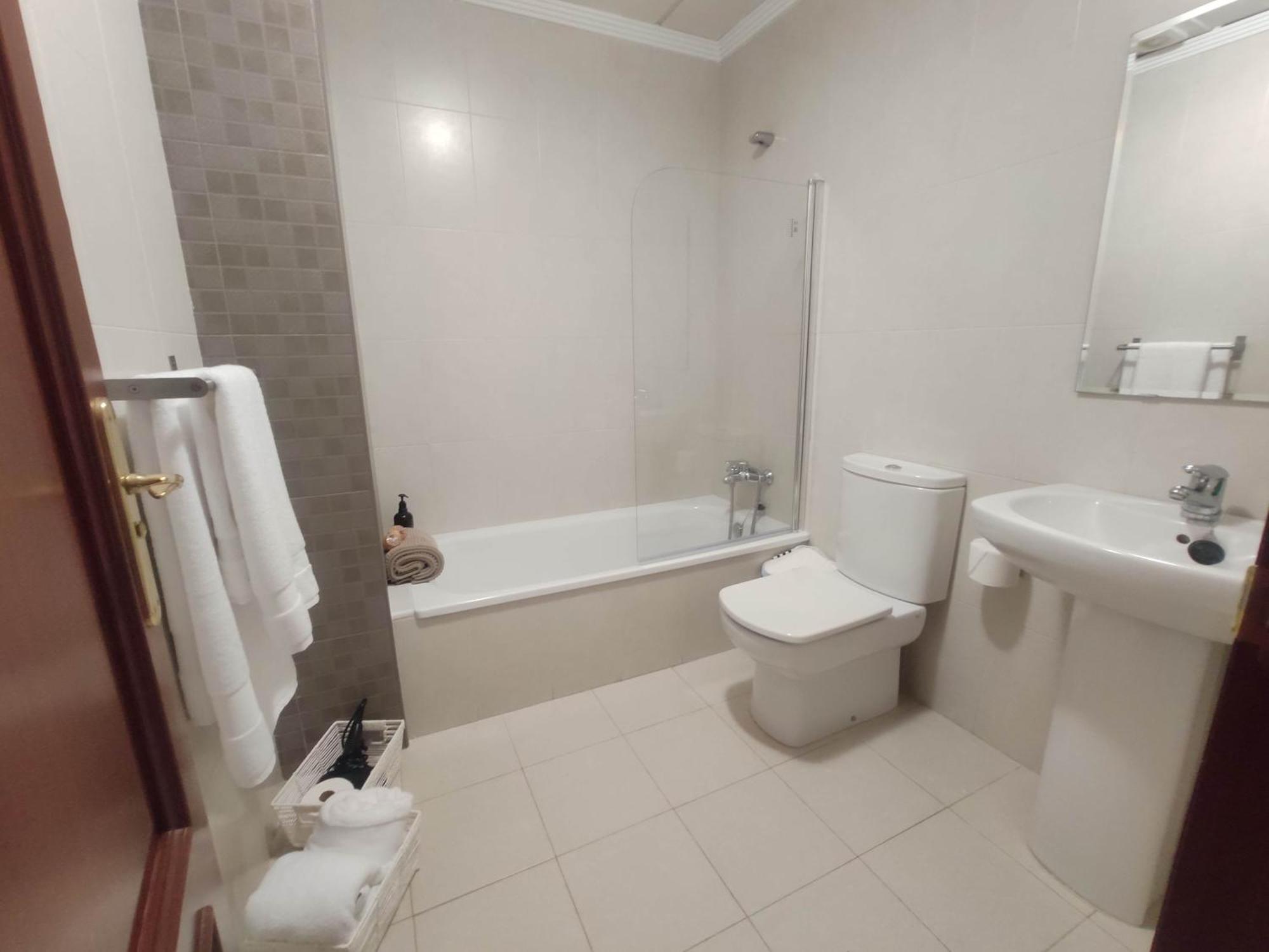 Апартаменти Prime Location! Севілья Екстер'єр фото
